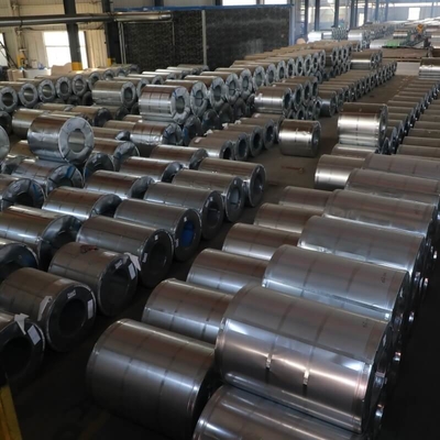Блесточка JIS регулярная гальванизировала сталь стали 610mm горячекатаную в катушках