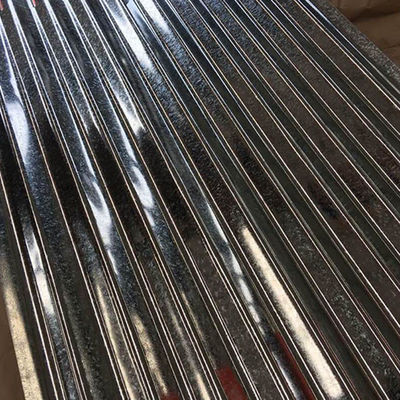 DX51 гальванизировало стальную настилая крышу крышу металла листов 0.27mm гальванизированную обшивает панелями Z80